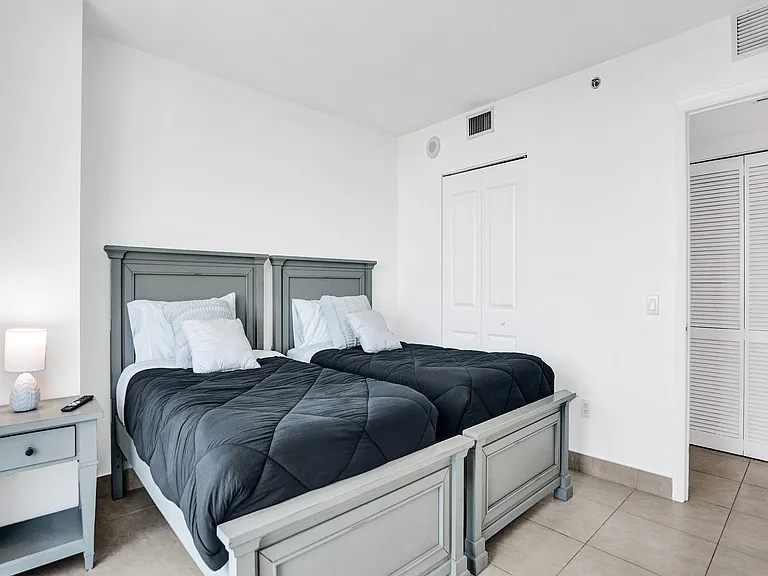 2641 N Flamingo Rd #2105N — Photo 39