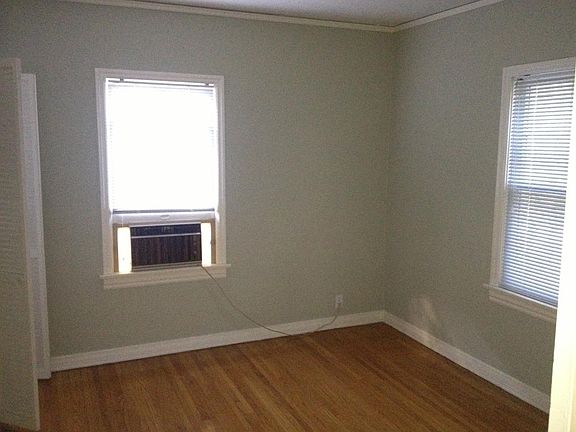 3rd image of 2325 N Beachwood Dr #75
