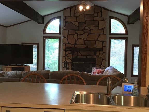 2nd image of 2646 Kimberly Dr