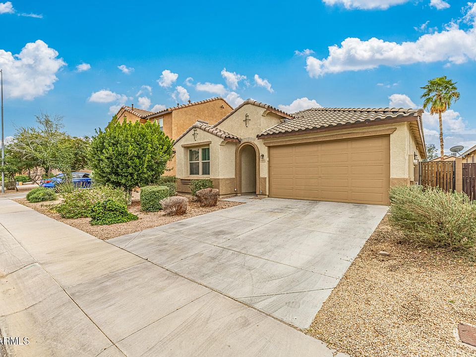 1st image of 10861 E CRESCENT Avenue