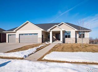 7601 S Meredith Ave, Sioux Falls, SD 57108