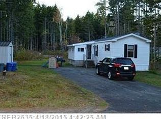 38 Hillside Rd, Brooklin, ME 04616