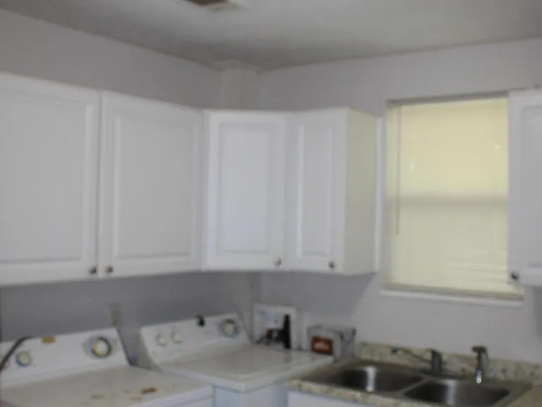 2355 Devere St — Photo 13