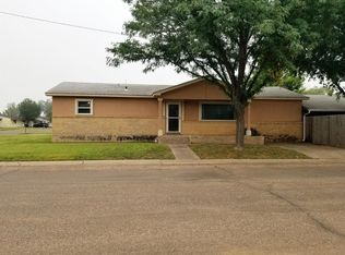 116 E Spruce St, Liberal, KS 67901