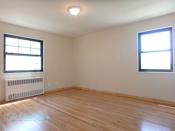 5th image of 13509B Jewel Ave #B