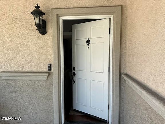 3rd image of 641 W Grondahl St