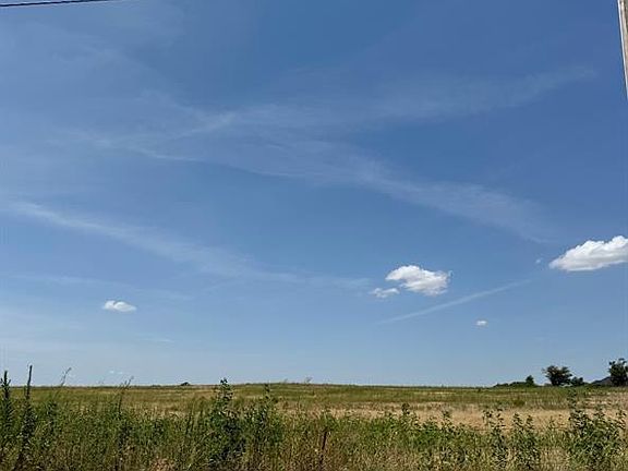 3rd image of County Line Rd