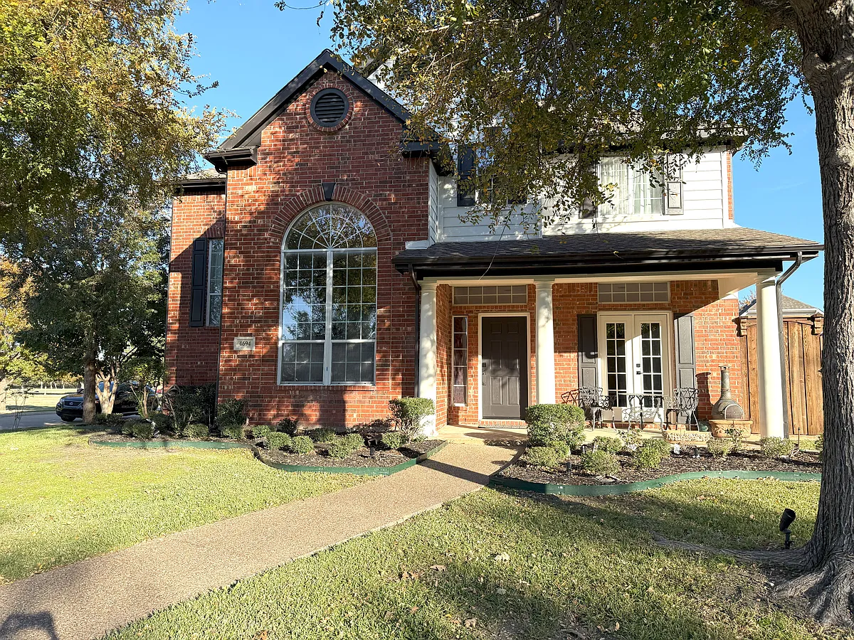Building Photo - 4694 Duval Dr