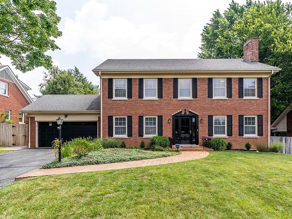 1st image of 841 Sherwood Dr
