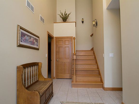 3rd image of 1305 Grass Creek Ct