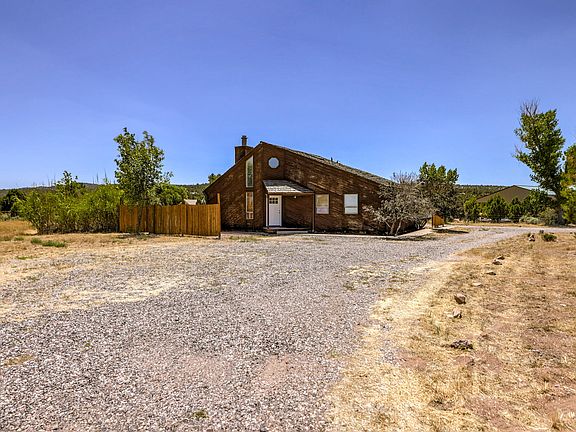 2nd image of 825 Homestead Dr W