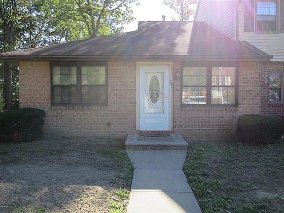 2nd image of 520 Linda Ct