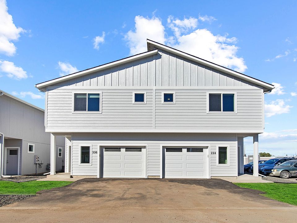 1st image of 220 S Woodlawn Ln #1