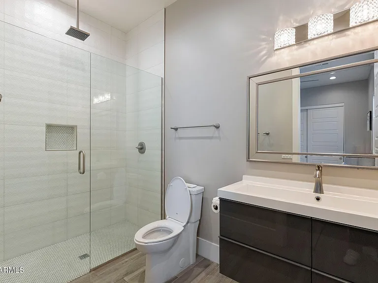 2252 E South Mountain Ave — Photo 39