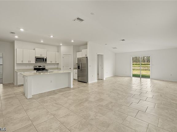 4th image of 4037 Villa Doria Ct