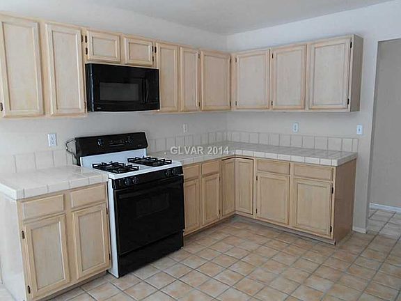 5th image of 7701 Shore Haven Dr