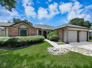 10918 Mulberry Ct, La Porte, TX 77571