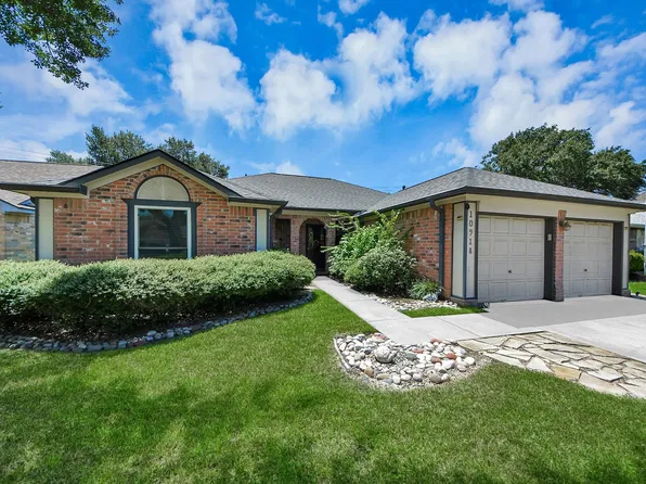 10918 Mulberry Ct, La Porte, TX 77571
