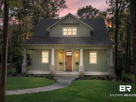 2nd image of 310 Beall Ln