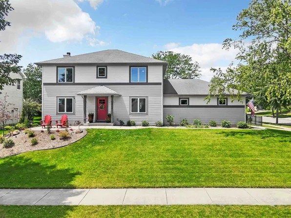 3702 Woodstone Dr, Madison, WI 53719