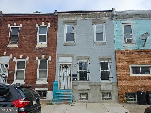 philadelphia-pennsylvania-165126772 picture