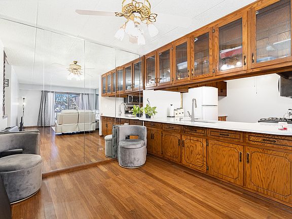 3rd image of 10531 Palos Pl #C