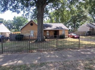 3926 Christine Gardens Rd E, Memphis, TN 38118