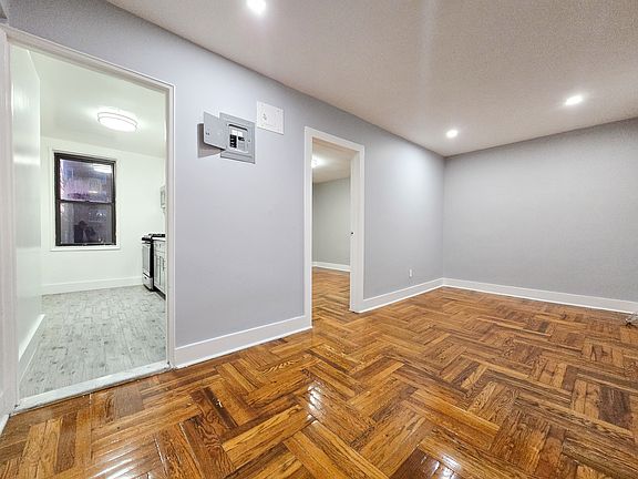 3rd image of 525 Riverdale Ave APT 7F