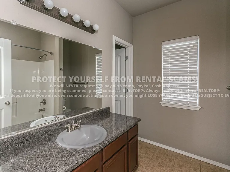 4400 W Serviceberry Dr — Photo 8