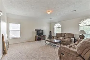 1621 N Yellowstone Dr — Photo 31