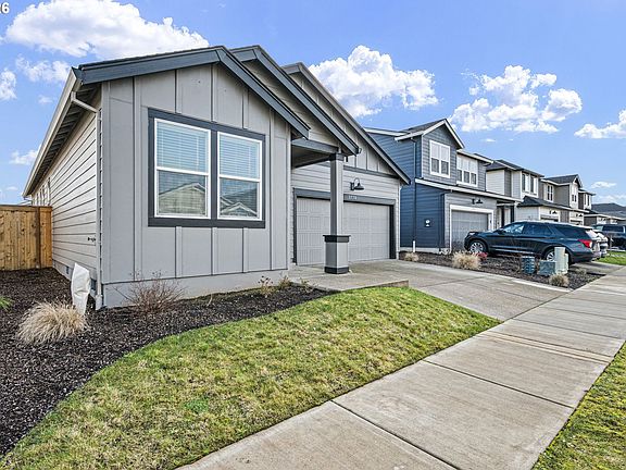 2nd image of 2779 Fenya St