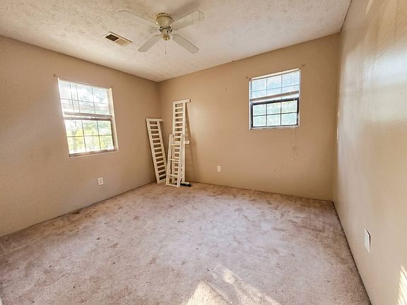 14th image of 217 Mini Rd SE