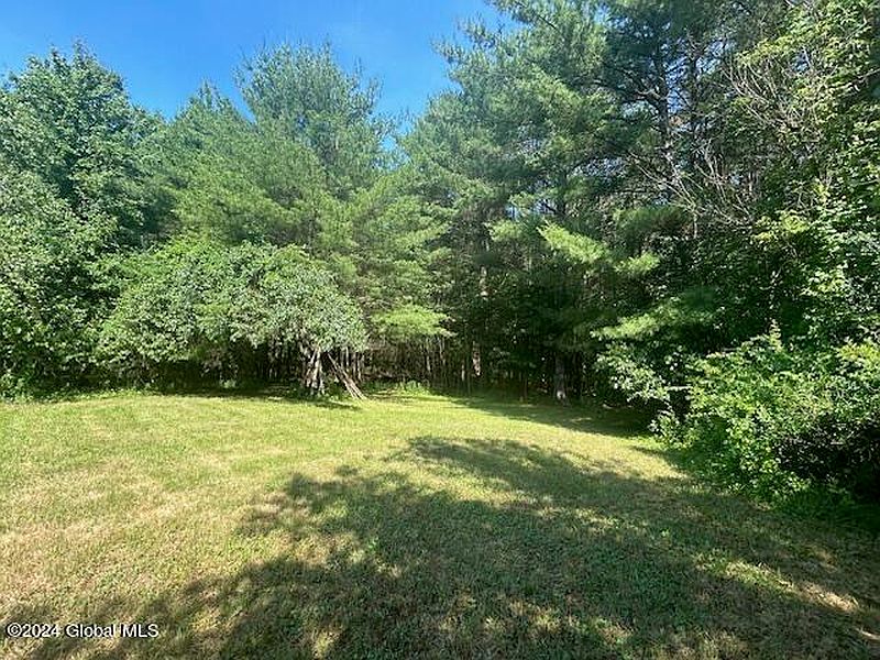 4th image of 56 Log Woods Road