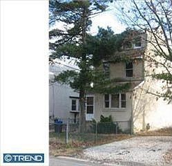 5th image of 205 S Academy Ave