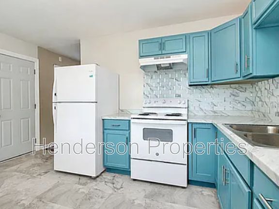 3rd image of 2244 English Dr