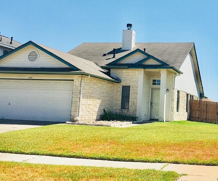 2nd image of 1601 Darley Arabian Dr