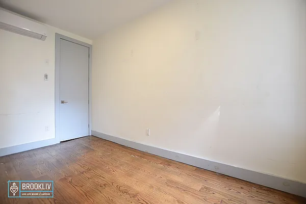 Rented by null | media 5