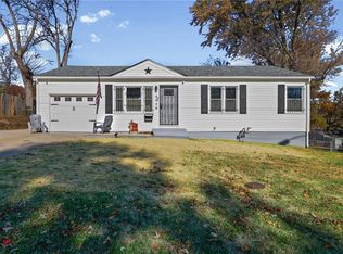 16606 E Salisbury Rd, Independence, MO 64056