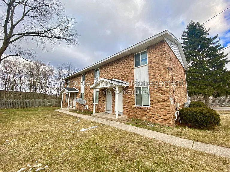 863 Lincoln Ave #8 — Photo 1