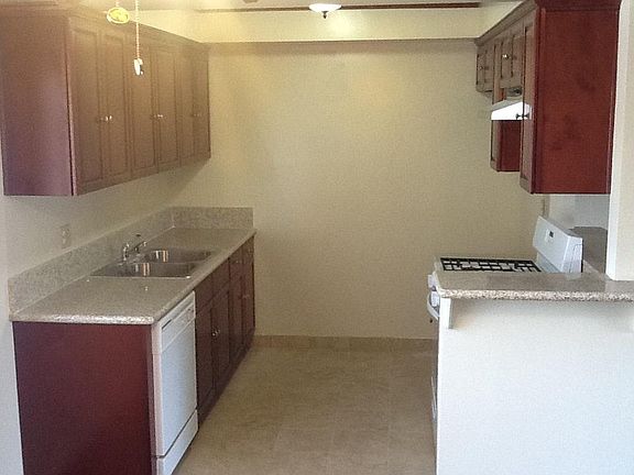 5th image of 349 S Arroyo Dr APT L