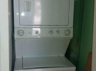 14927 17th Rd FL 1ST, Whitestone, NY 11357