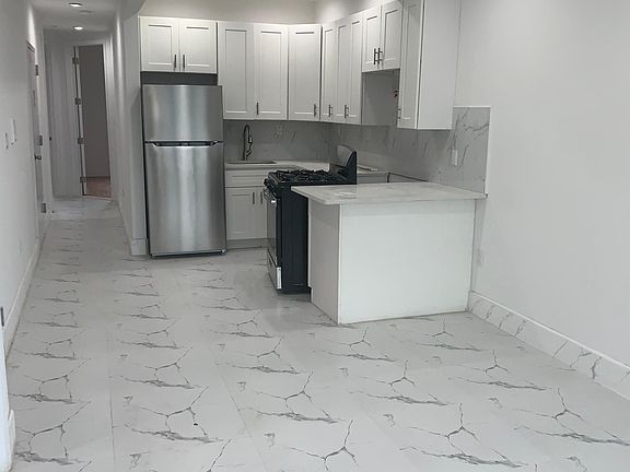 2nd image of 12511 101st Ave #2