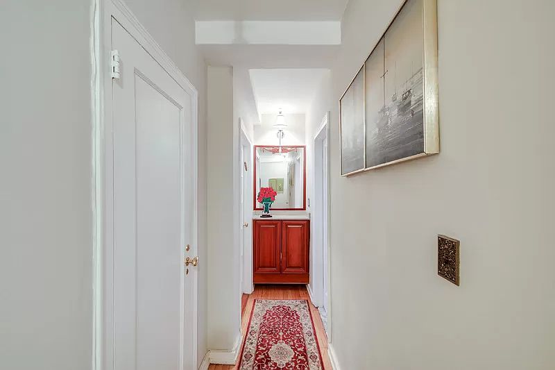 1st image of 10 Mitchell Pl APT 9G