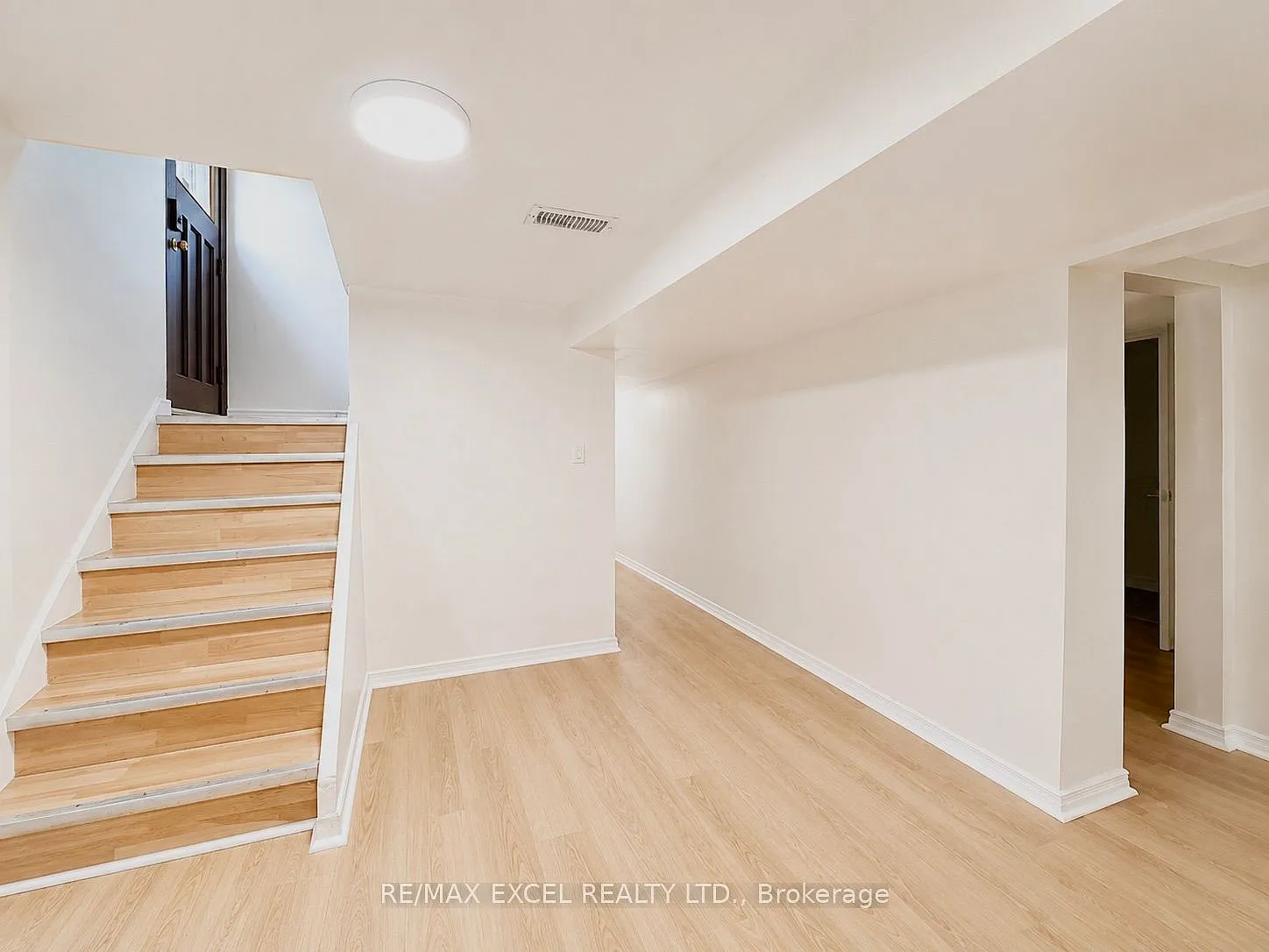 3 bed, $2,300 — Photo 1