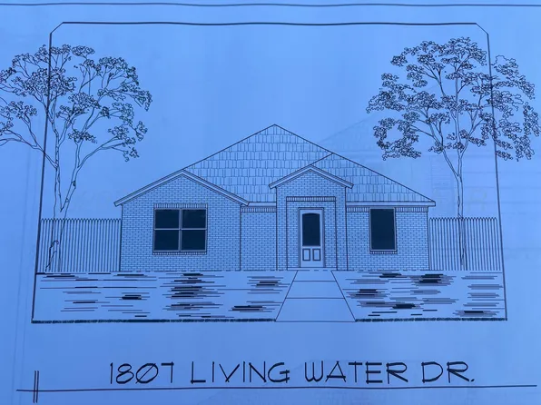 1807 Living Water Dr, Amarillo, TX 79118