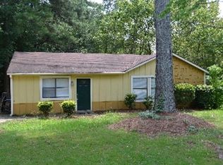 8963 Ashwood Dr, Riverdale, GA