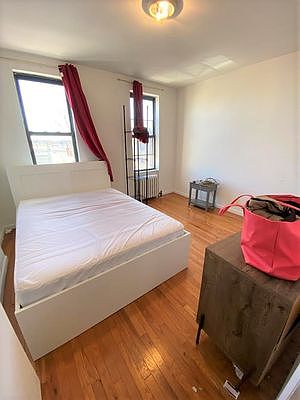 3rd image of 3032 41st St APT 2L