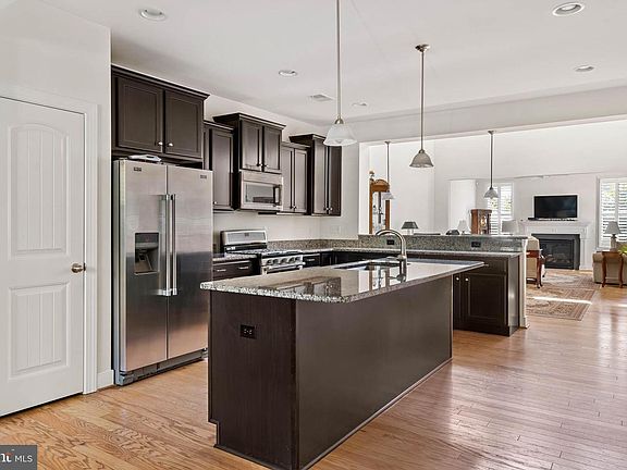 4th image of 21432 Catalina Cir #C77