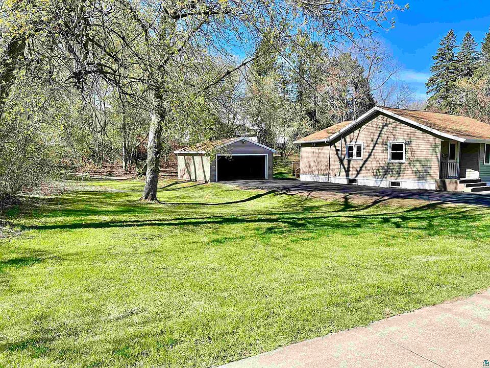 604 Park Ave, Cloquet, MN 55720 Zillow