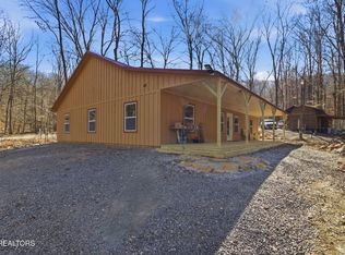 1827 Old Chilhowee Loop, Seymour, TN 37865